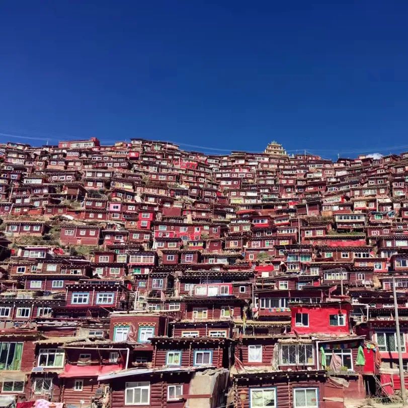 抖音做完酒店,又开始做旅行社“*梦春**”