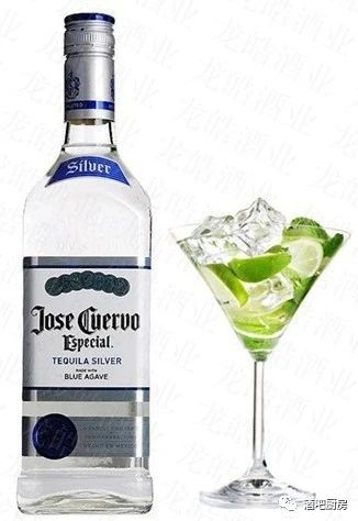 基酒龙舌兰玫瑰荔枝,基酒龙舌兰的鸡尾酒