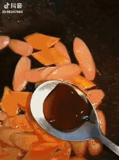 还有现在玩抖音的女士吗,为什么玩抖音的都是女孩子