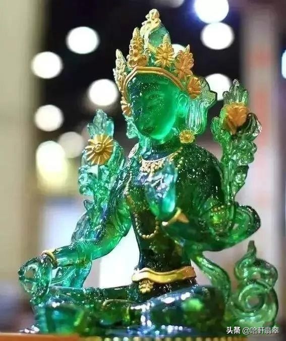 泰国最贵的翡翠玉佛,价值十亿的翡翠玉佛