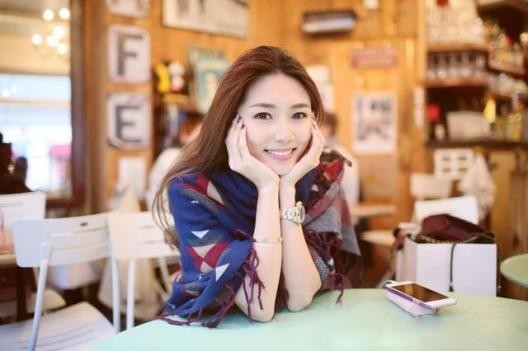 “夜店小王子”郑恺的瓜