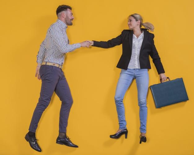 自媒体文章爆文免费工具,自媒体热点爆文素材工具