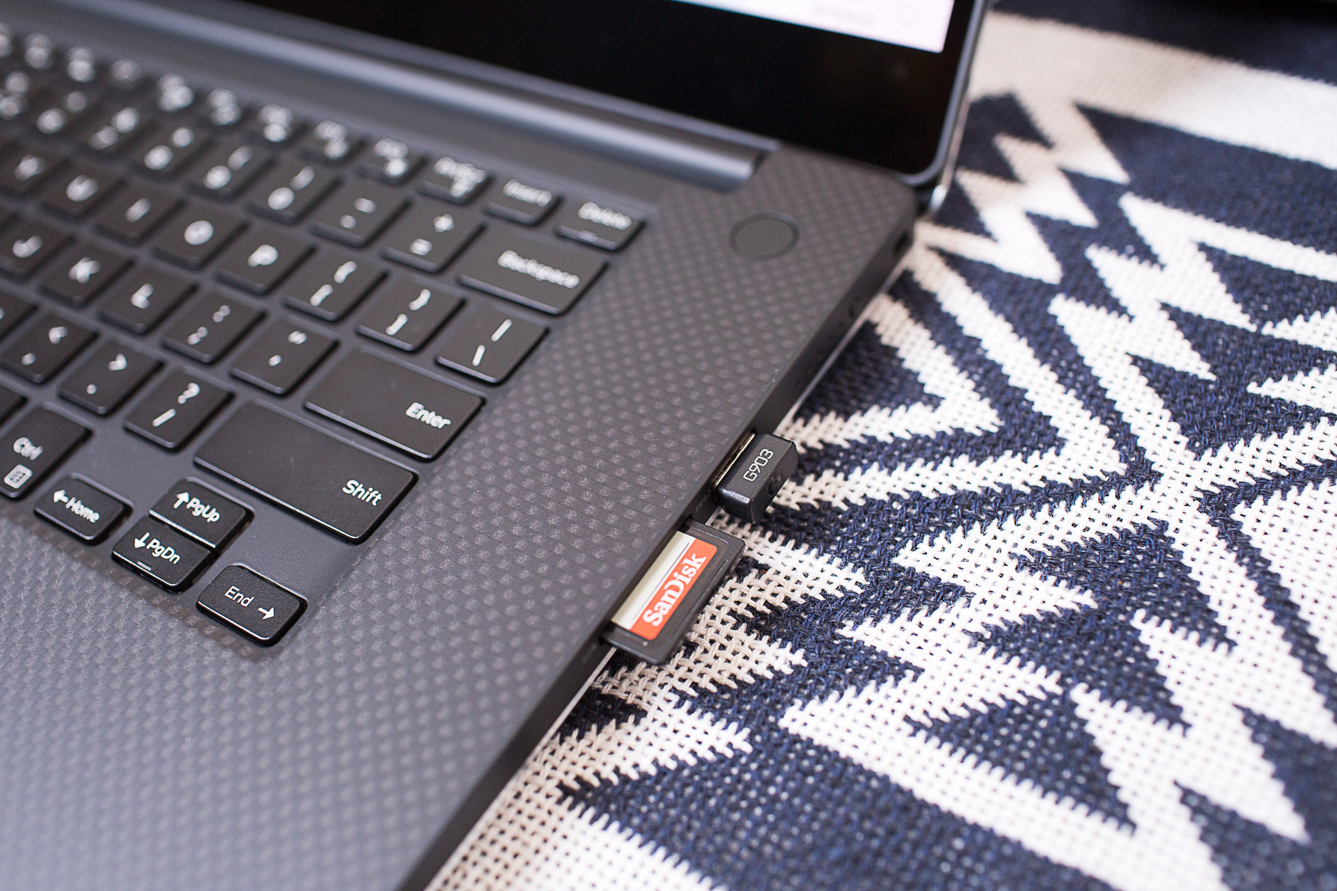 dellxps159570测评,dellxps15和13对比