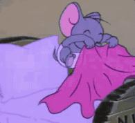 有的人一年都熬过去了,有的人熬着熬着就淡了文案