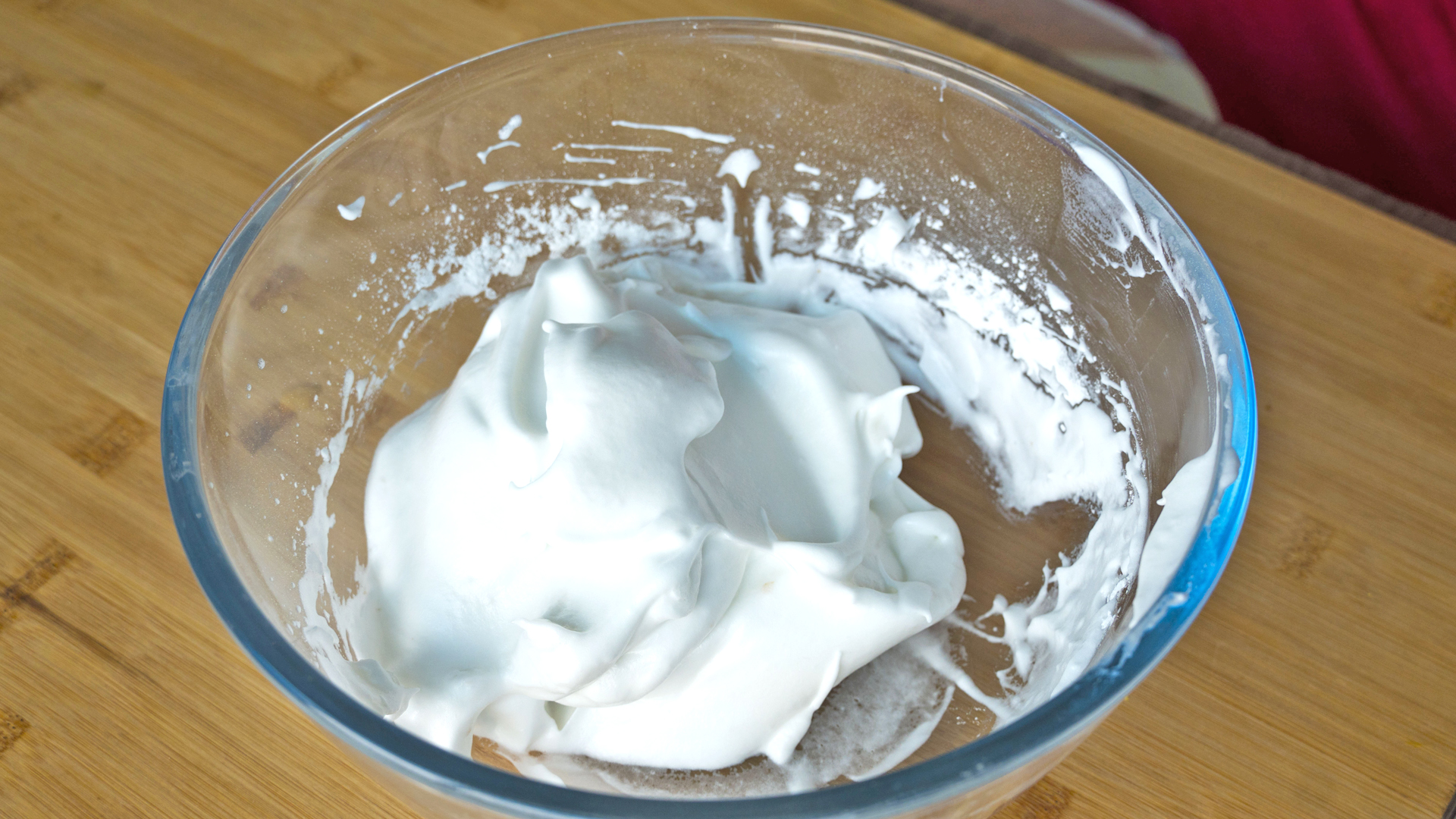 蛋糕不用烤箱做的简单方法,蛋糕的制作方法和步骤不用烤箱