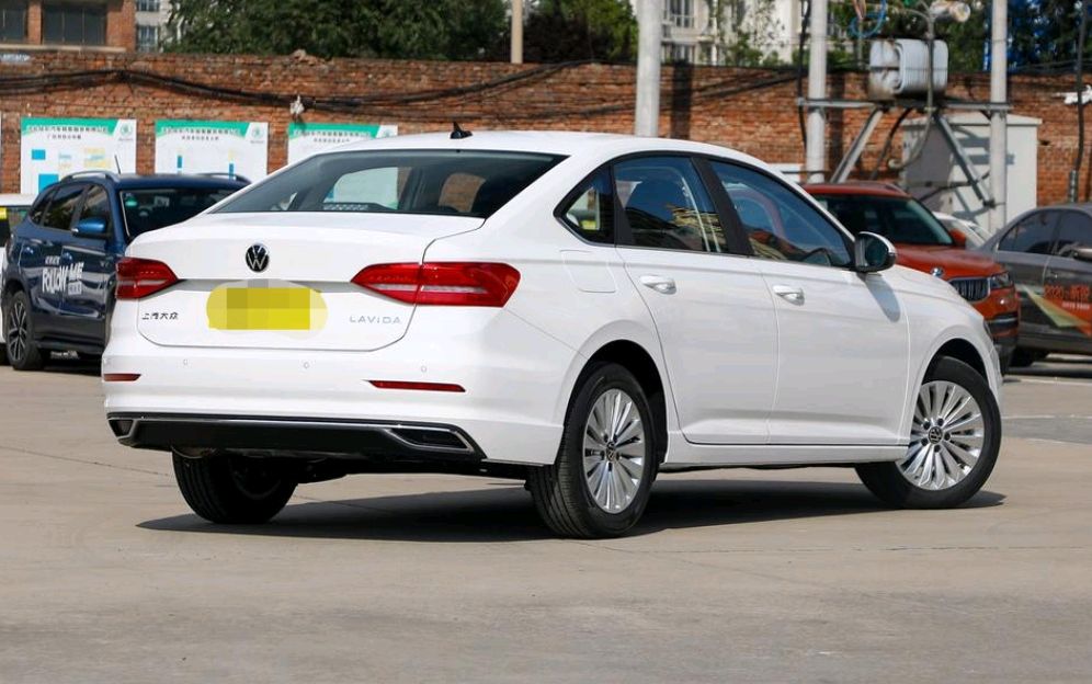 朗逸plus1.5l自动舒适版油耗实测,2011大众朗逸自动1.4t百公里油耗