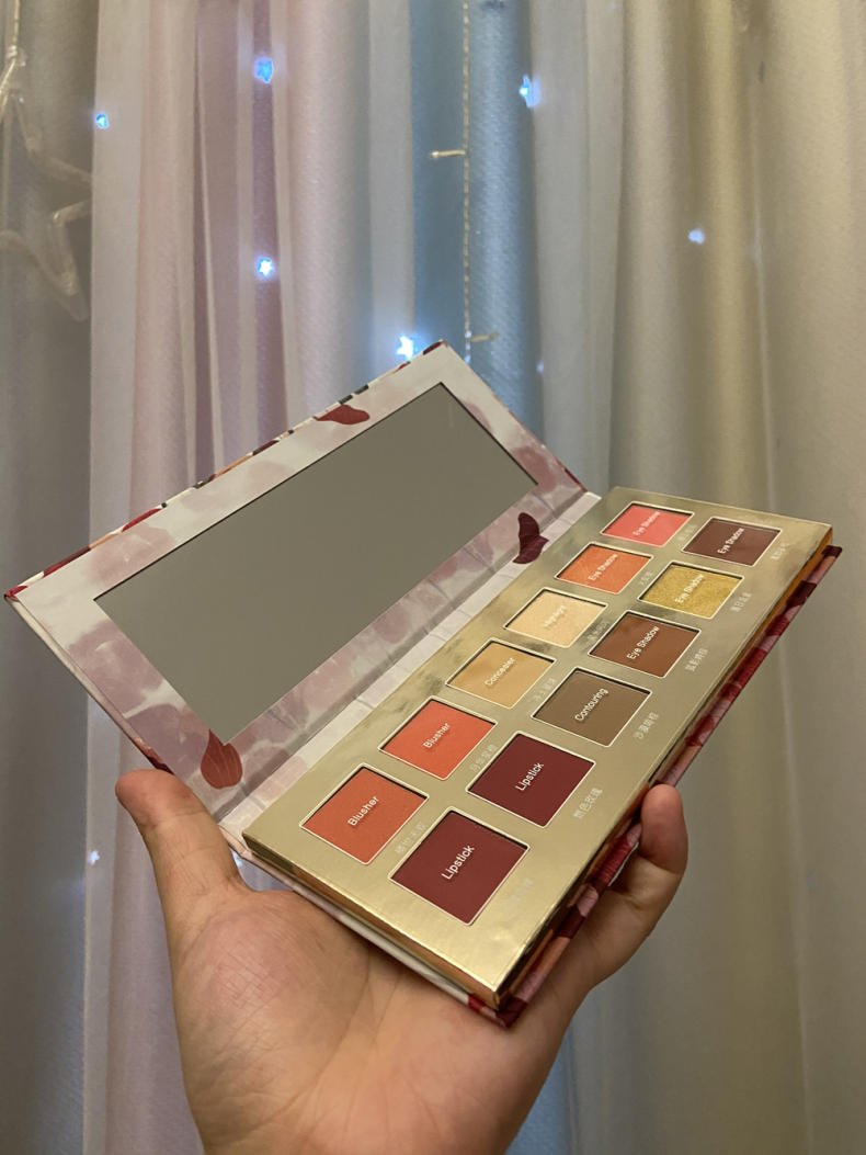 小王子眼影盘三生花,小王子化妆盘推荐