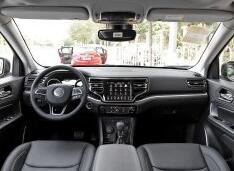 JEEP自由光、指挥官和VV7怎么选？