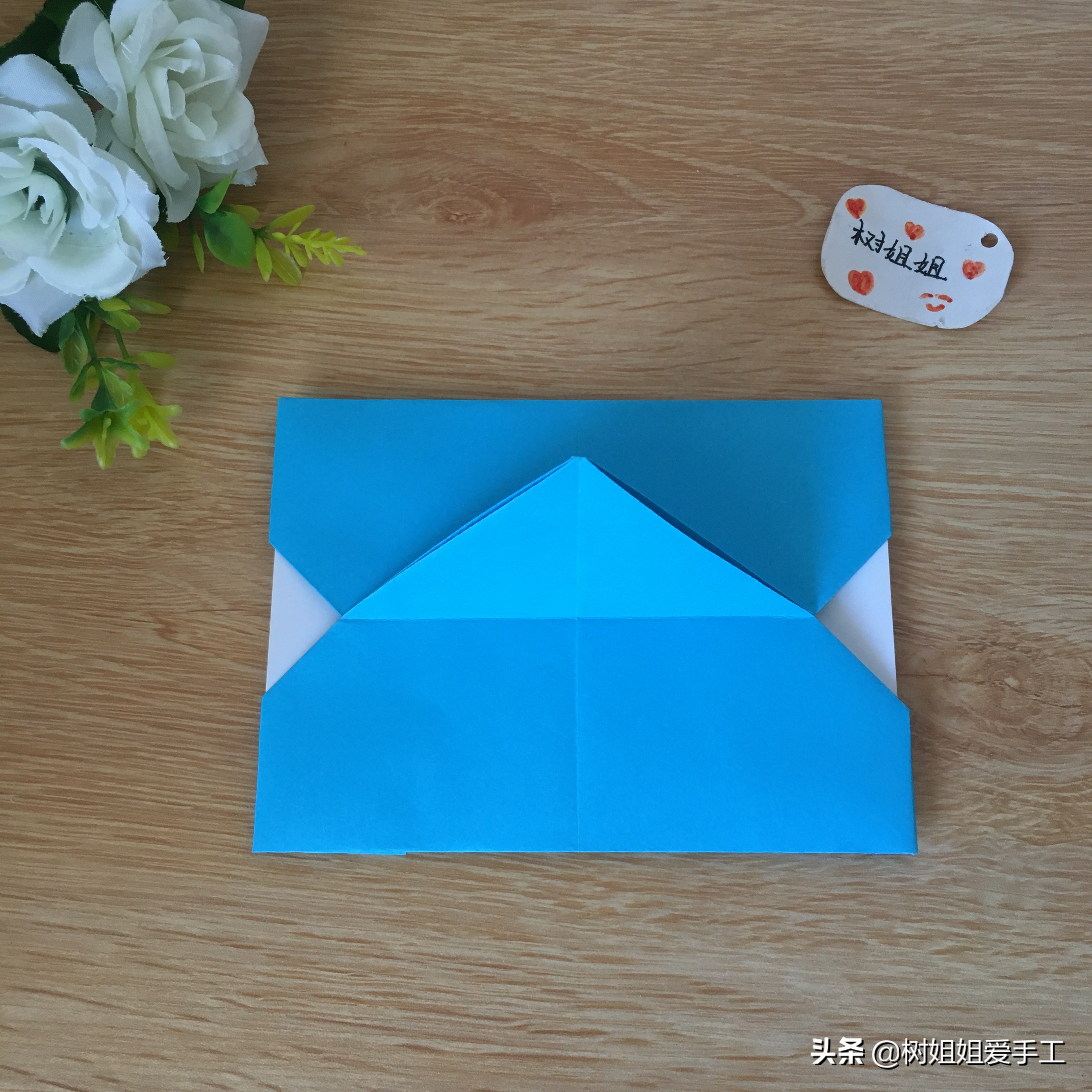 a4纸能放进去的相框怎么做,简单用一张正方形纸折创意折纸