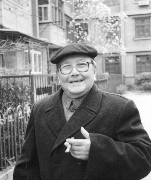 1954年，犹太人把浓缩铀卖给中国，周总理下令：验明真伪