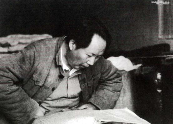 黄祖炎:曾任毛主席秘书,遇刺身亡后,毛主席三次批示:全*党**警惕