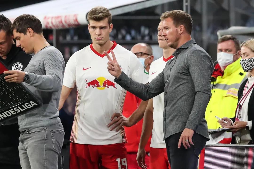 四强全部出线,德甲四强全胜