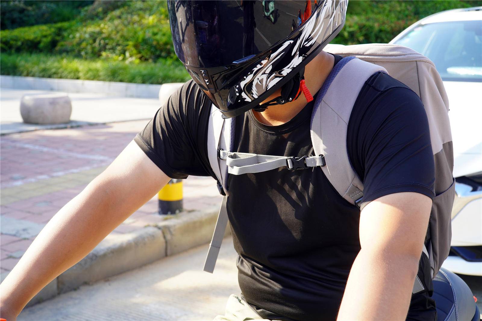 既好看又能装的包包,又好看又能装带夹层的包包推荐