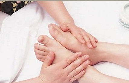 小腿走路僵硬紧绷很重怎么办,小腿僵硬怎么瘦