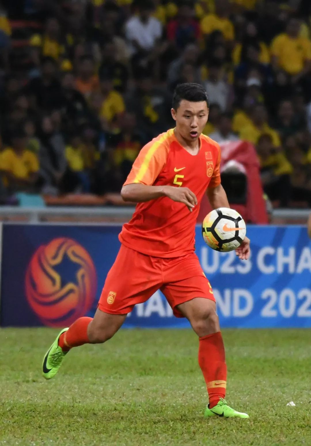 “要凭真本事进省队”，因高学费拒上足校的他成了国奥主力