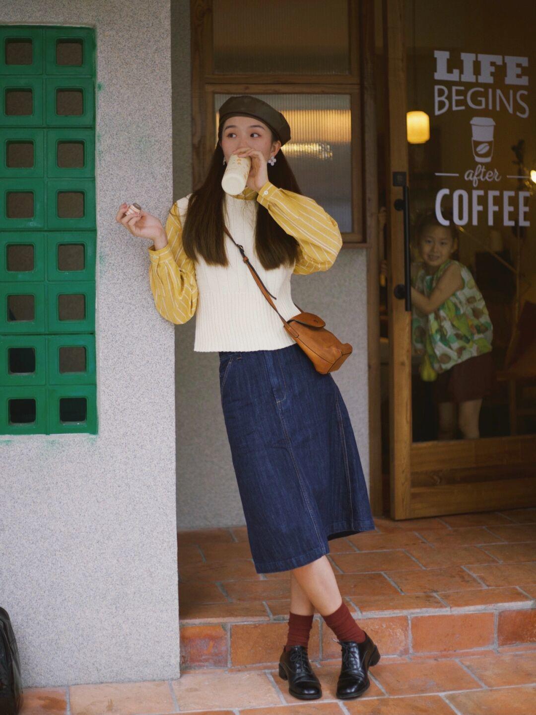 马甲衬衫叠穿搭配什么裤子,衬衫搭配马甲怎么穿才好看