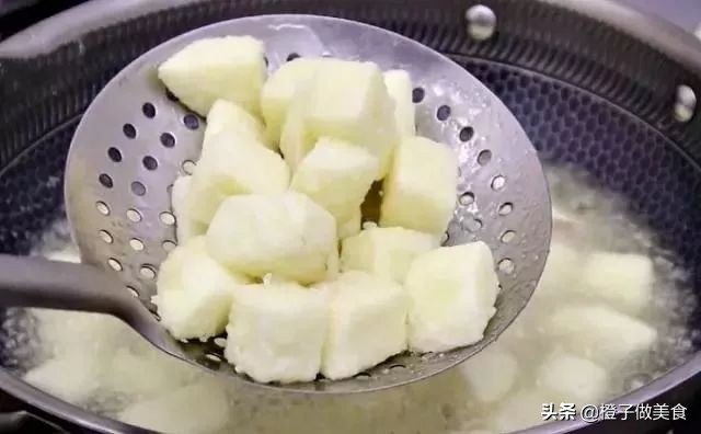 冬天苹果怎么吃不冷又好吃,苹果太凉了冬天怎么吃