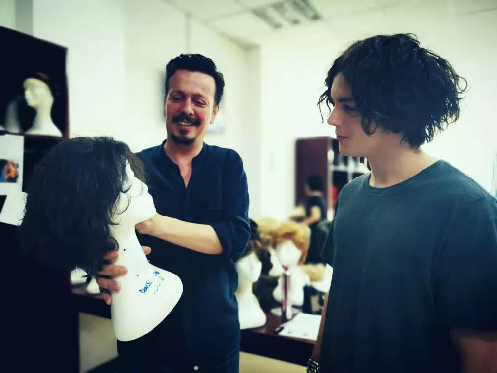 解放碑春熙路比较,观音桥解放碑在重庆哪个区