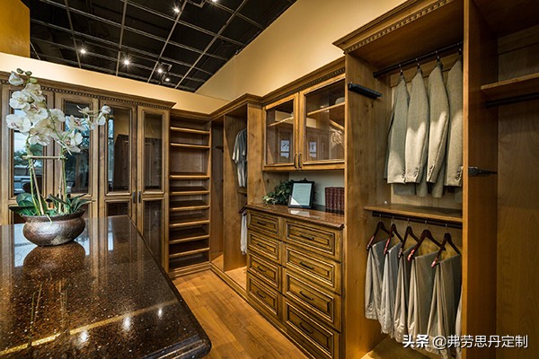 实木家具衣帽间价格怎么样,实木定制家具衣帽间装修理念