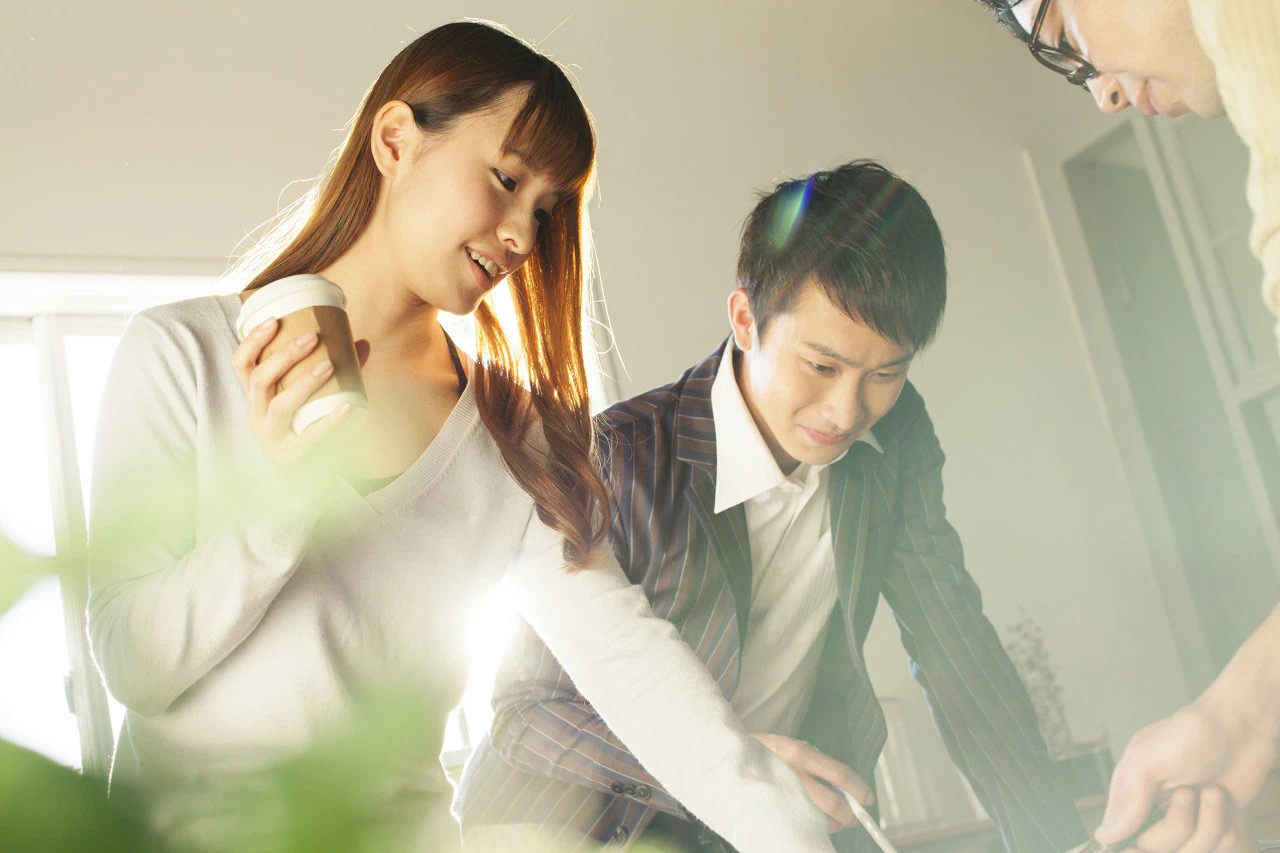 把男人哄上天的招数百试百灵,把女人哄上天的十三招