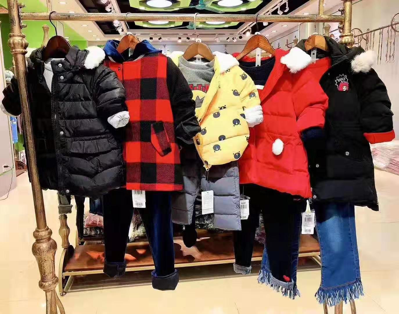 巴拉巴拉杭州旗舰店直播,门店限时折扣巴拉巴拉品牌童装