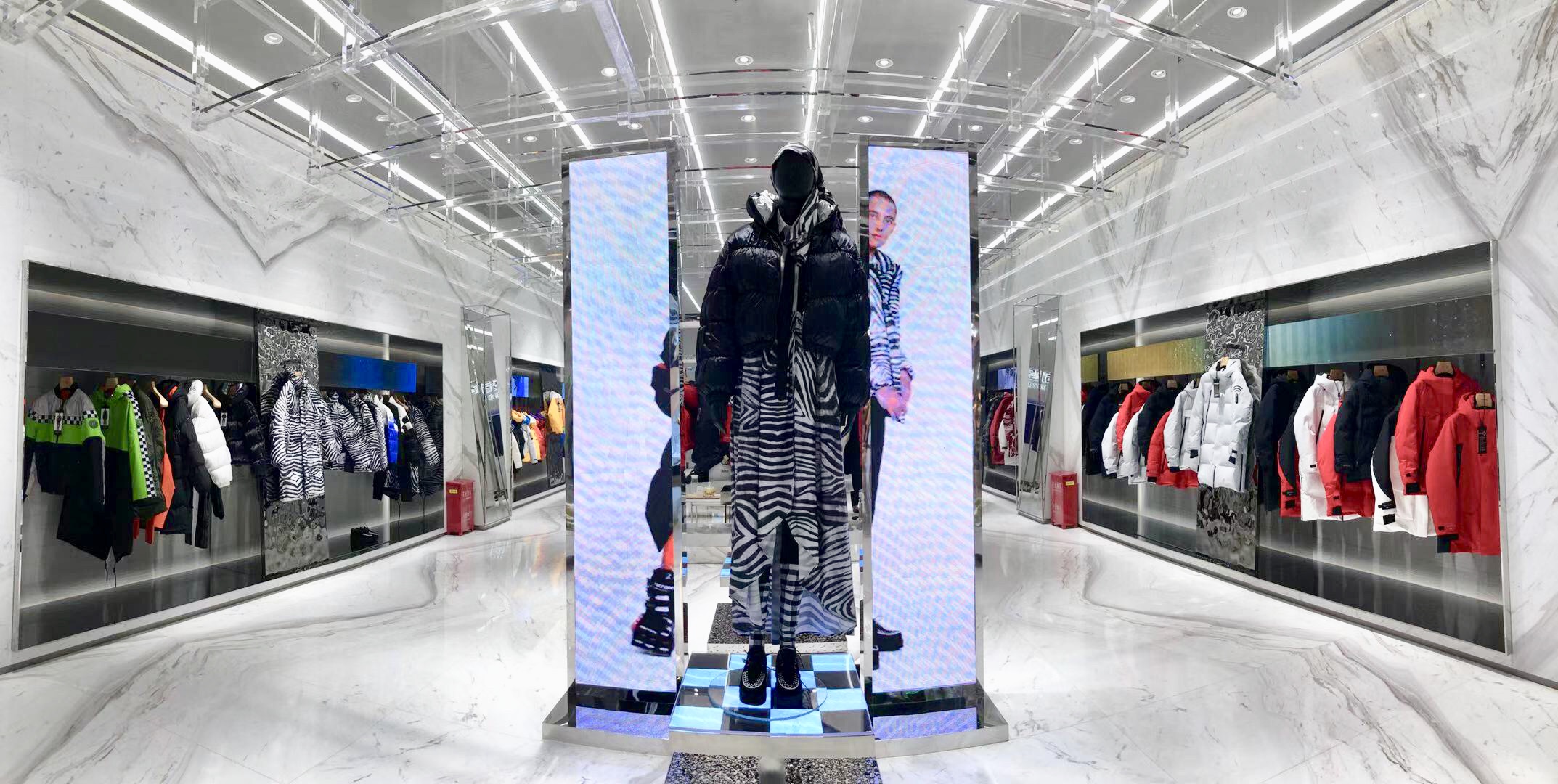 羽绒服届的“爱马仕”——波司登引爆时尚圈