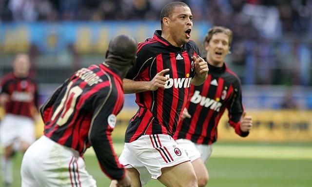 当今足球谁能超越梅罗,巅峰梅罗在足坛的地位