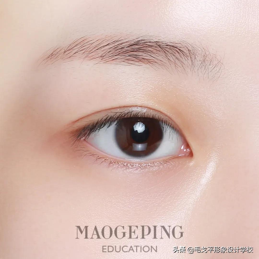 马克笔画画古风动漫人物简单可爱,教你画古风动漫人物