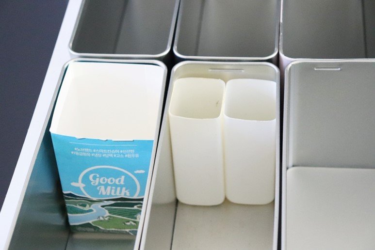 竖牛奶箱怎么改造收纳盒,纯牛奶盒子可以做成什么收纳