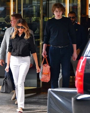 特朗普小儿子身高2米,才15岁已有小肚腩,有钱有颜的人生真任性