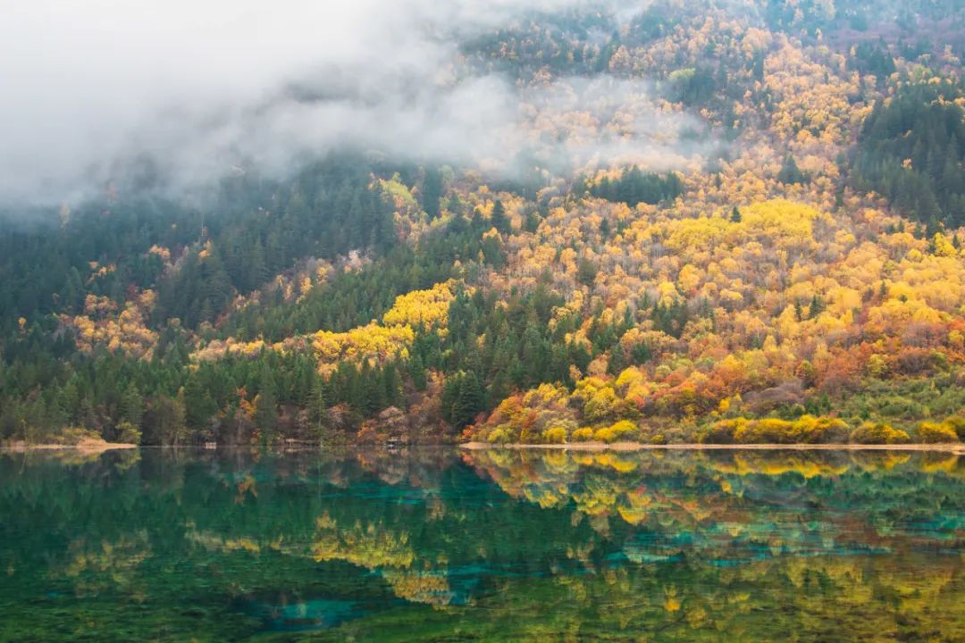 2017年九寨沟地震视频,地震前的九寨沟人间仙境