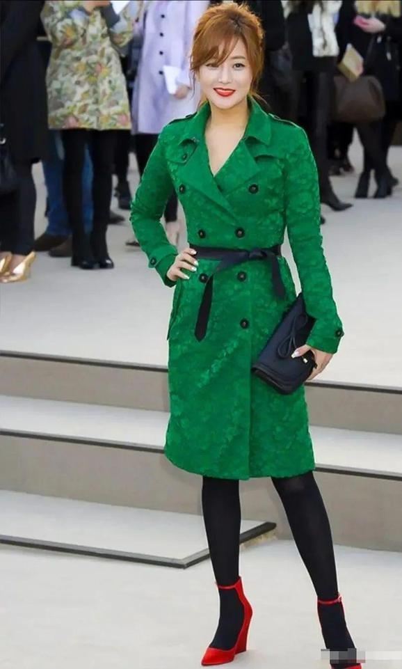 金喜善早期穿搭,47岁金喜善亲身示范穿搭