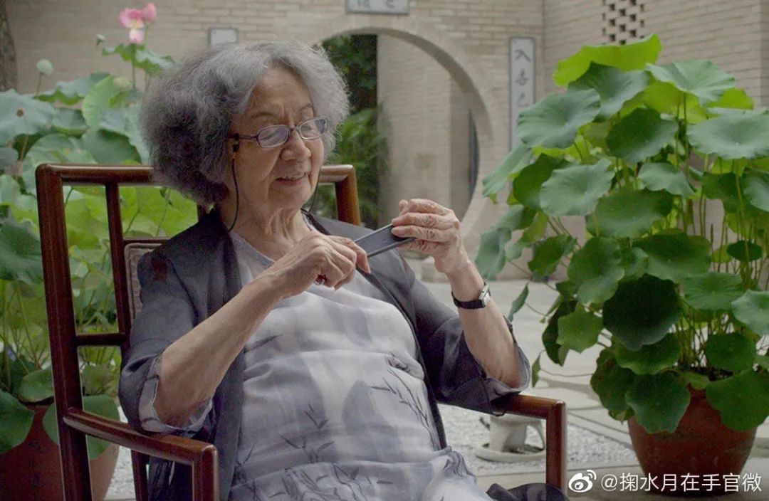 王家卫监制剧集繁花首曝海报,王家卫导演剧集繁花定档