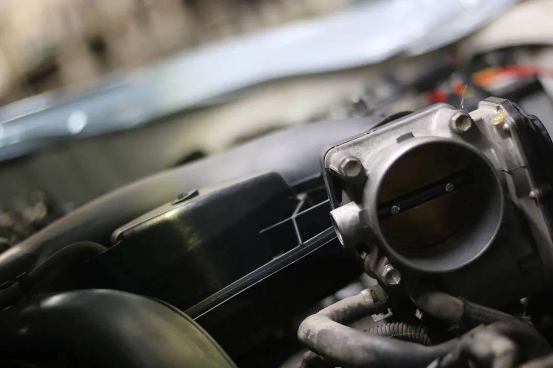 普拉多lc120整备翻新多少钱,普拉多120原厂翻新整备全过程