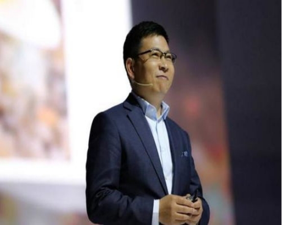 华为大佬余承东学历,余承东和雷军相爱相杀的故事