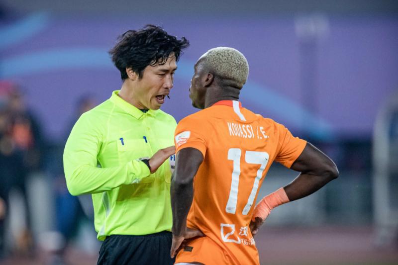 2019中超金哨裁判,中超最佳裁判韩国名哨