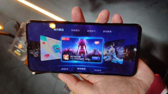 iqoo外设骚操作,iqoo玩游戏玩出电音