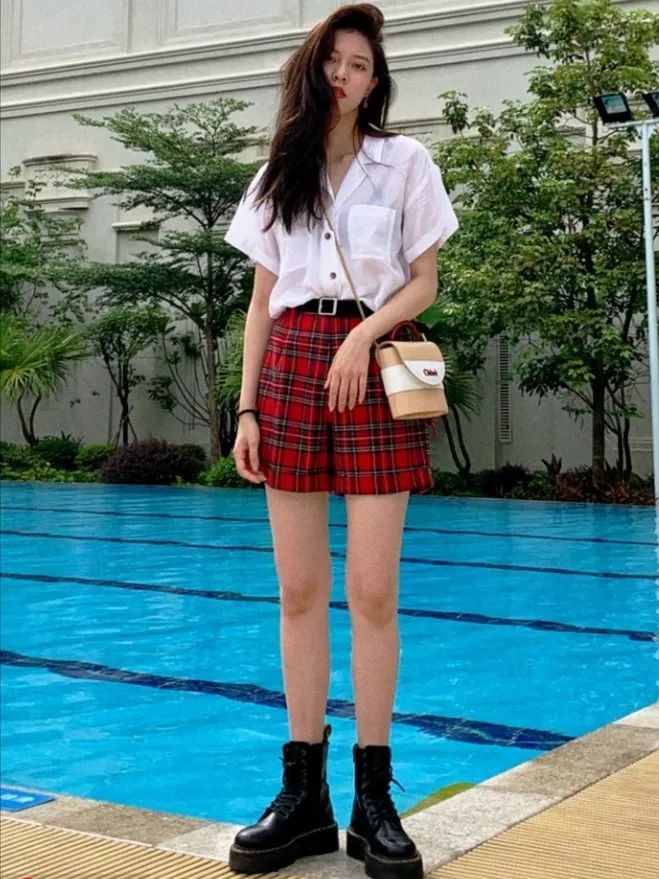 杨幂穿初恋鞋视频,杨幂潮鞋