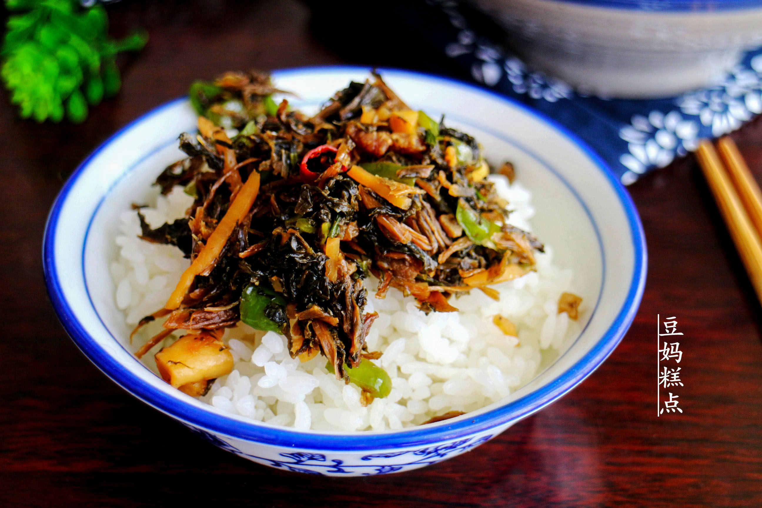 外婆菜怎么搭配做才好吃,外婆菜如何搭配炒好看又好吃