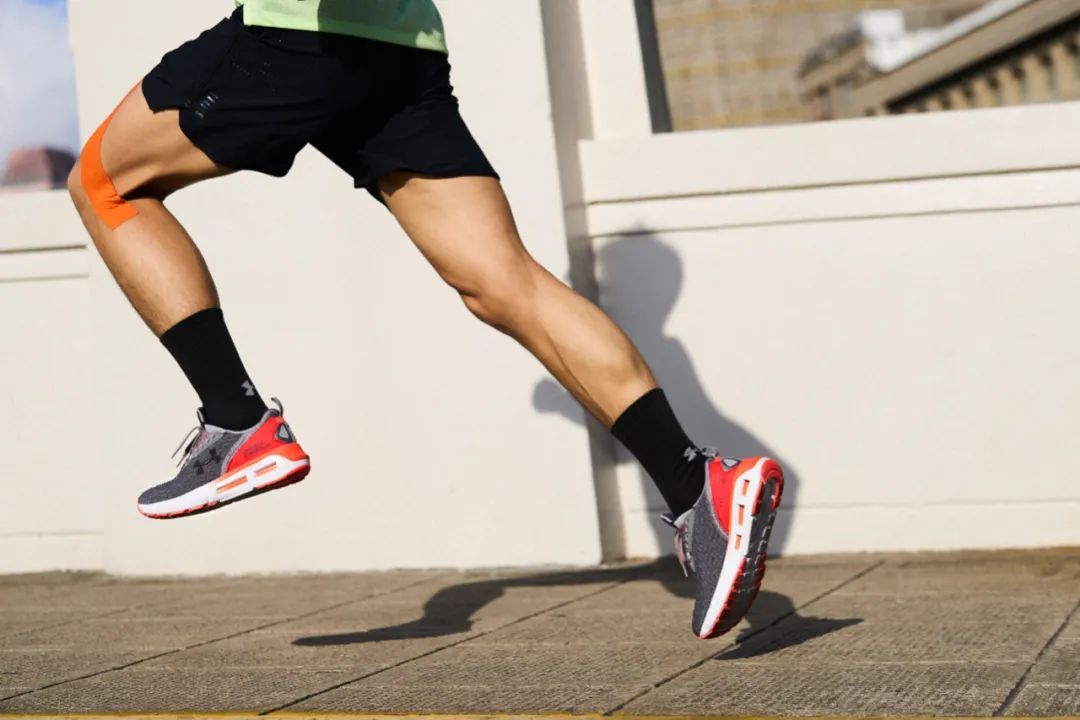 马拉松跑鞋舒适感,跑鞋是不是舒适感更好呢