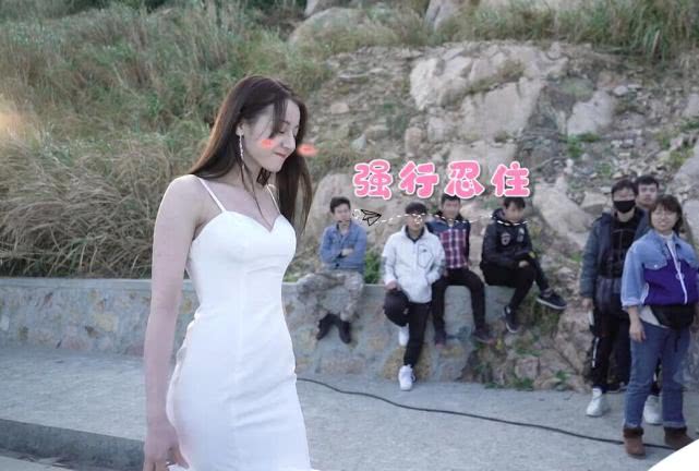 热巴演戏一直皱眉,热巴节目发脾气