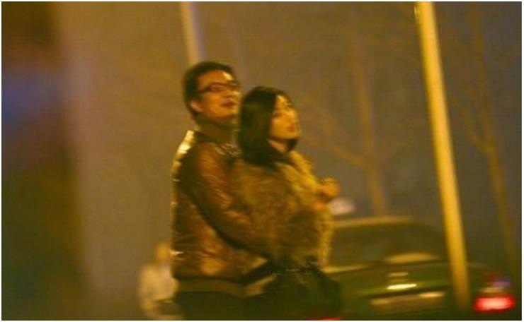 甩顶级富二代，爷爷是少将父亲是富豪，真实的朱珠比赵姬传奇多了