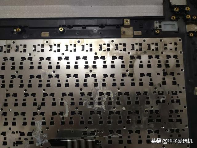 笔记本电脑键盘掉了一个键怎么装,笔记本电脑键盘鼠标失灵怎么解决