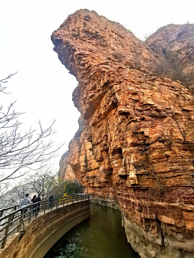 湖北卫视人工天河红旗渠纪录片,实拍人工天河红旗渠视频