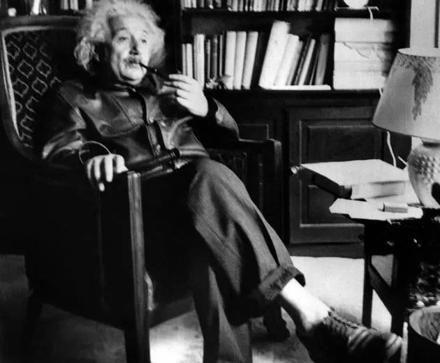 levis牛仔外套背面有标志,levis好看外套经典款