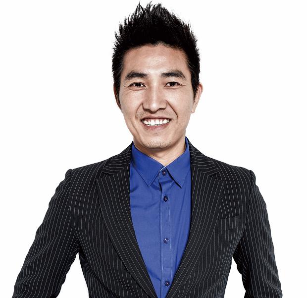 不爱客户，是企业战略的结构性缺陷。爱，让美发店都能给人光明