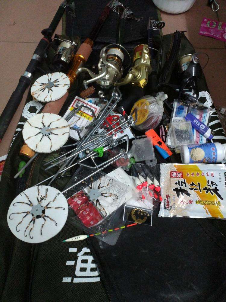 国产鱼竿和日本鱼竿的差距,日本鱼竿和国产鱼竿哪个好