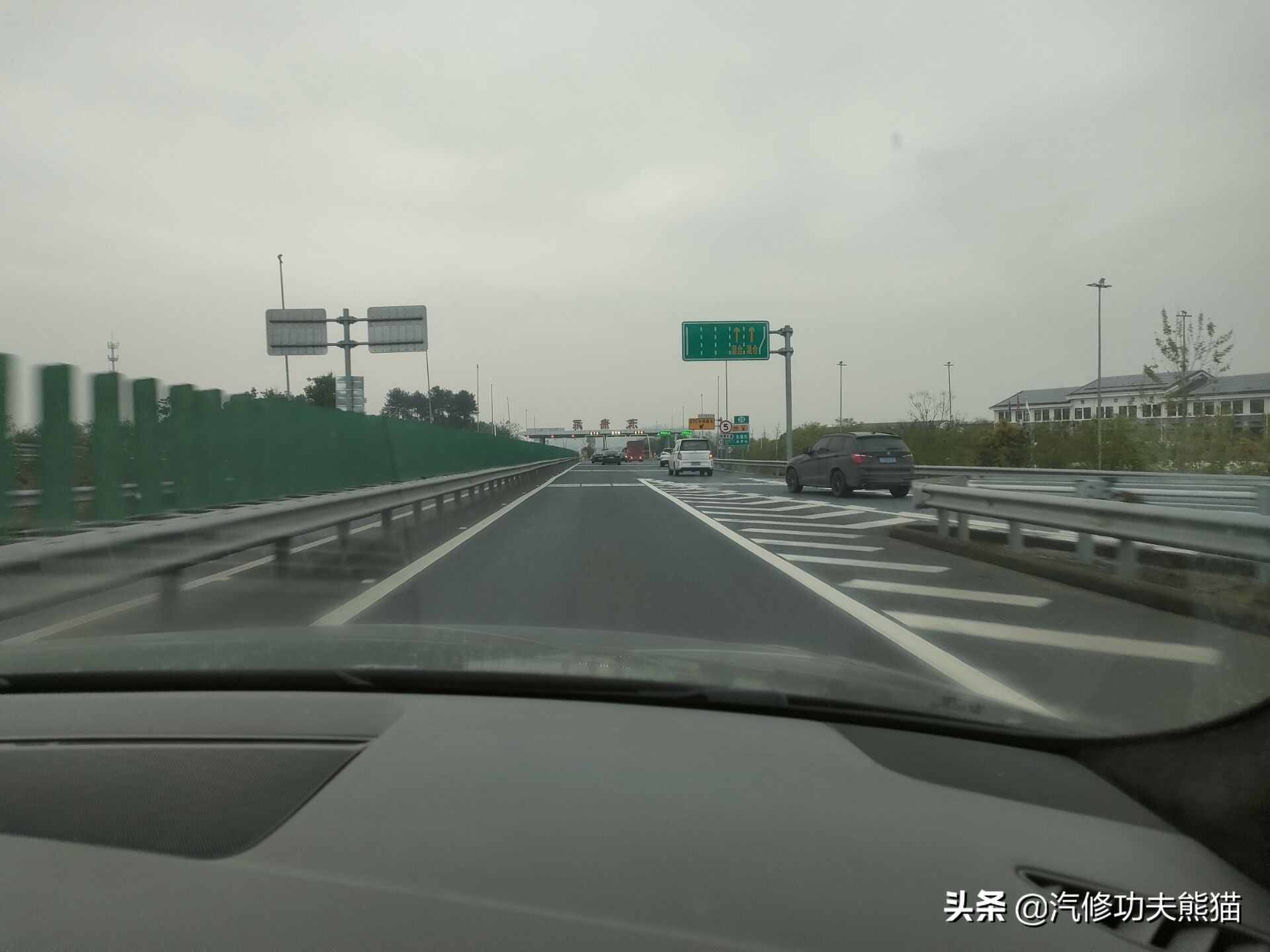 2013奥迪a4l烧机油怎么解决,奥迪a4l哪一款开始烧机油不严重