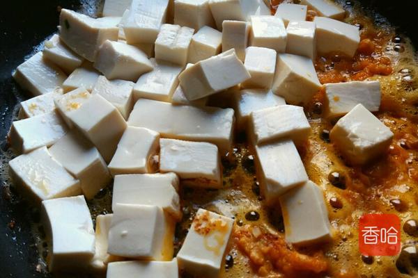 黄体酮是让姨妈量增多的吗,吃什么黄体酮会帮助来月经