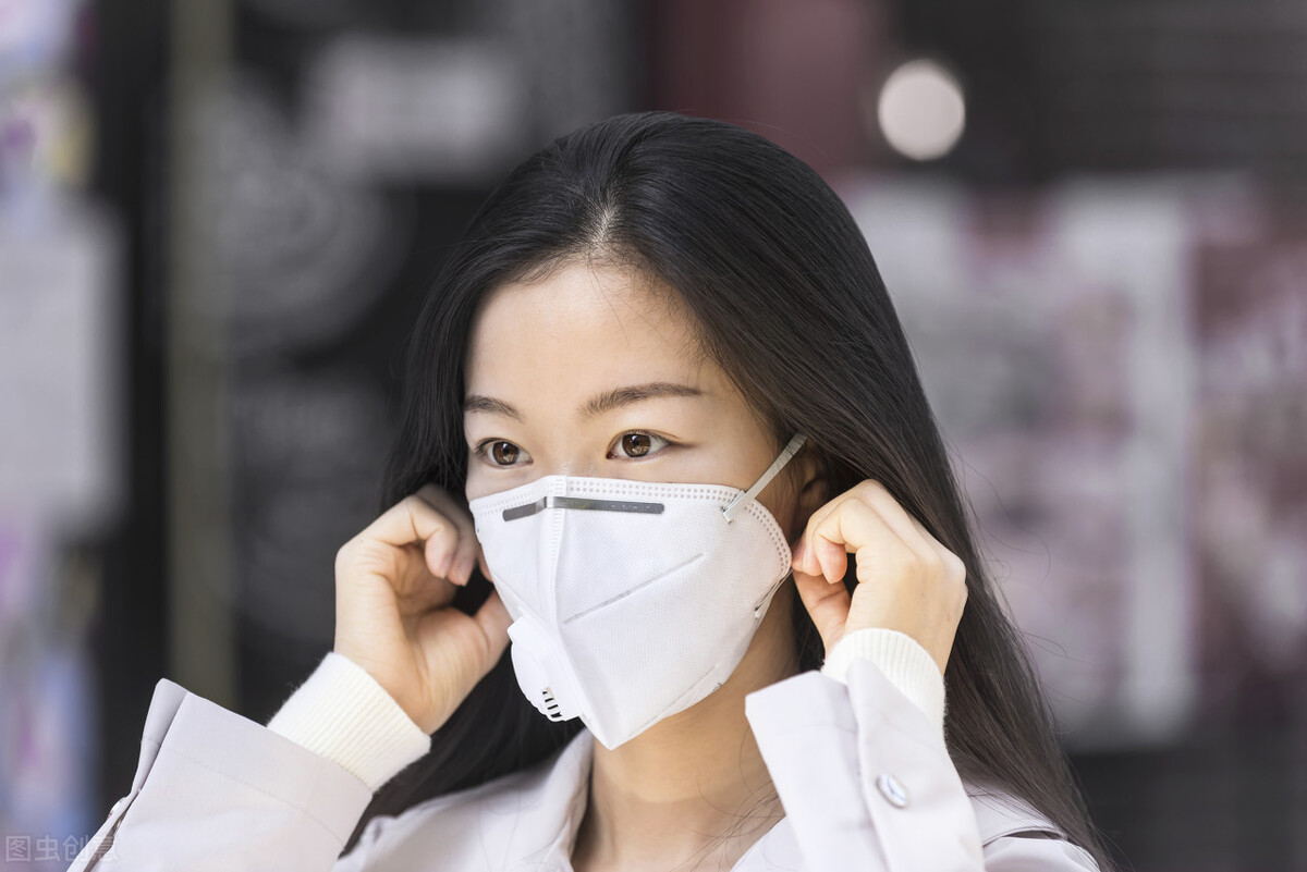 这种病菌1亿年前就有了，后来地球出现人类，它又学会了感染人肺